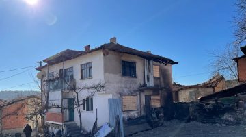 Türk Diyanet Vakıf-Sen’den evi yanan İmam-Hatibe destek