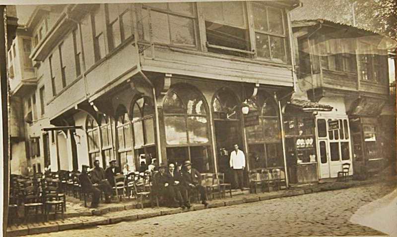 Bursa’nın Unutulan Kahvehane Kültürüne Işık Tutan Kitap