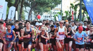 Maraton İzmir’de Kibiwot ve Tagel şampiyon