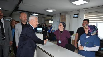 Başkan Bozbey’den hastane ziyareti