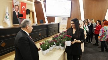 Kayseri Talas Belediyesi anneleri unutmadı