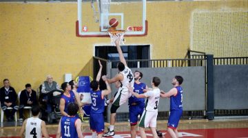 Sakarya Büyükşehir Basket farklı galibiyetle son 16’da