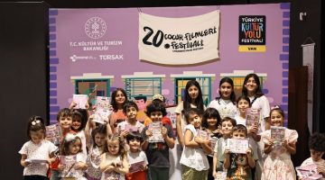 Van Kültür Yolu’nda Gerçekleşen “20. Çocuk Filmleri Festivali” sona erdi 
