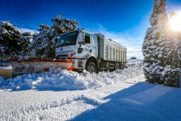 Gaziantep’te karla mücadele sürüyor