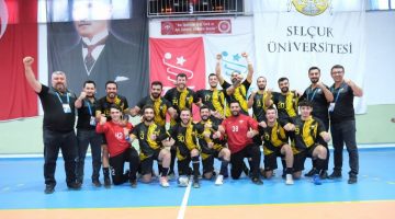 Konya Büyükşehir Belediyespor hentbolda Play-off’a kaldı
